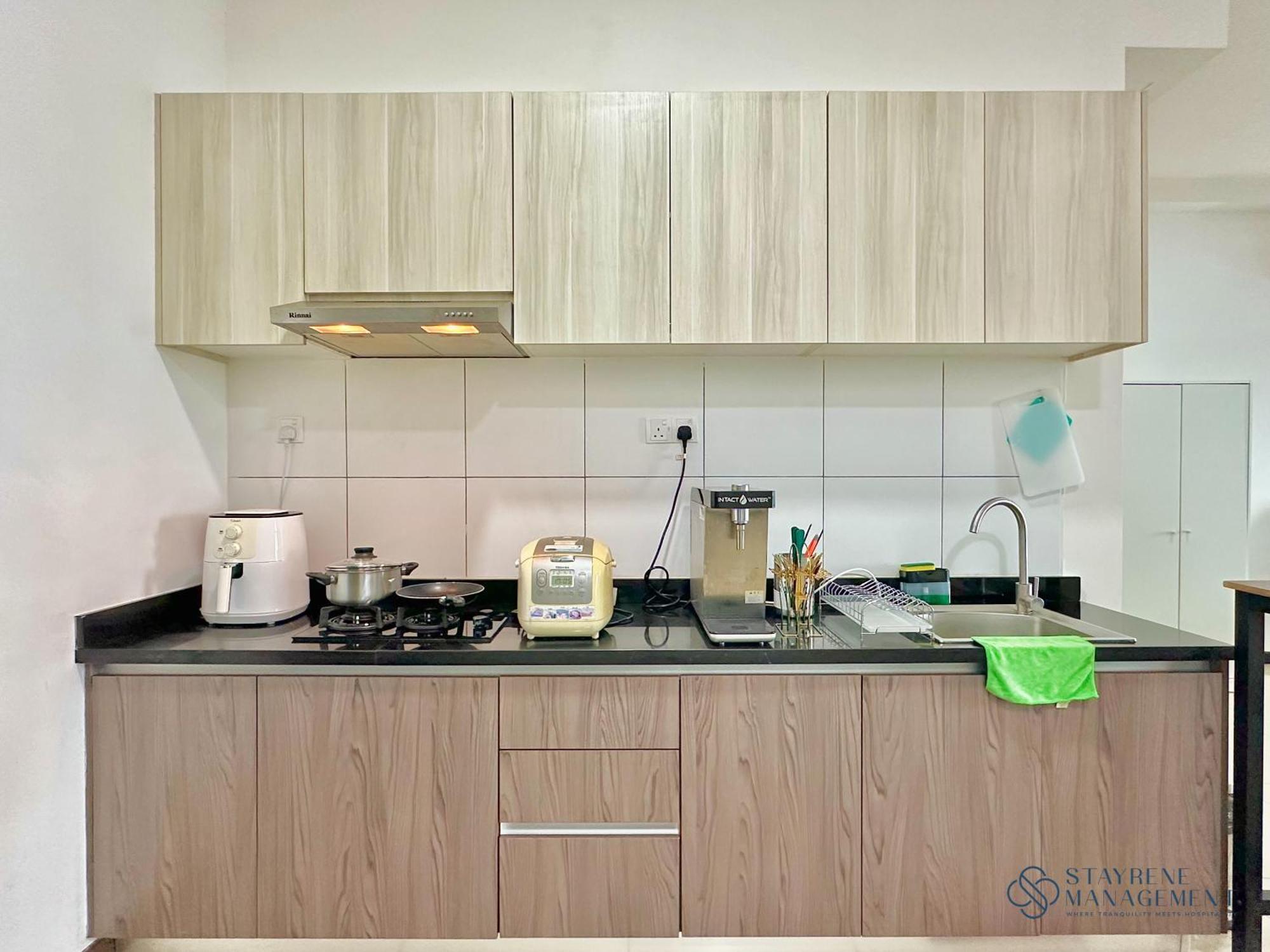 Apartemen Molek Regency By Stayrene *